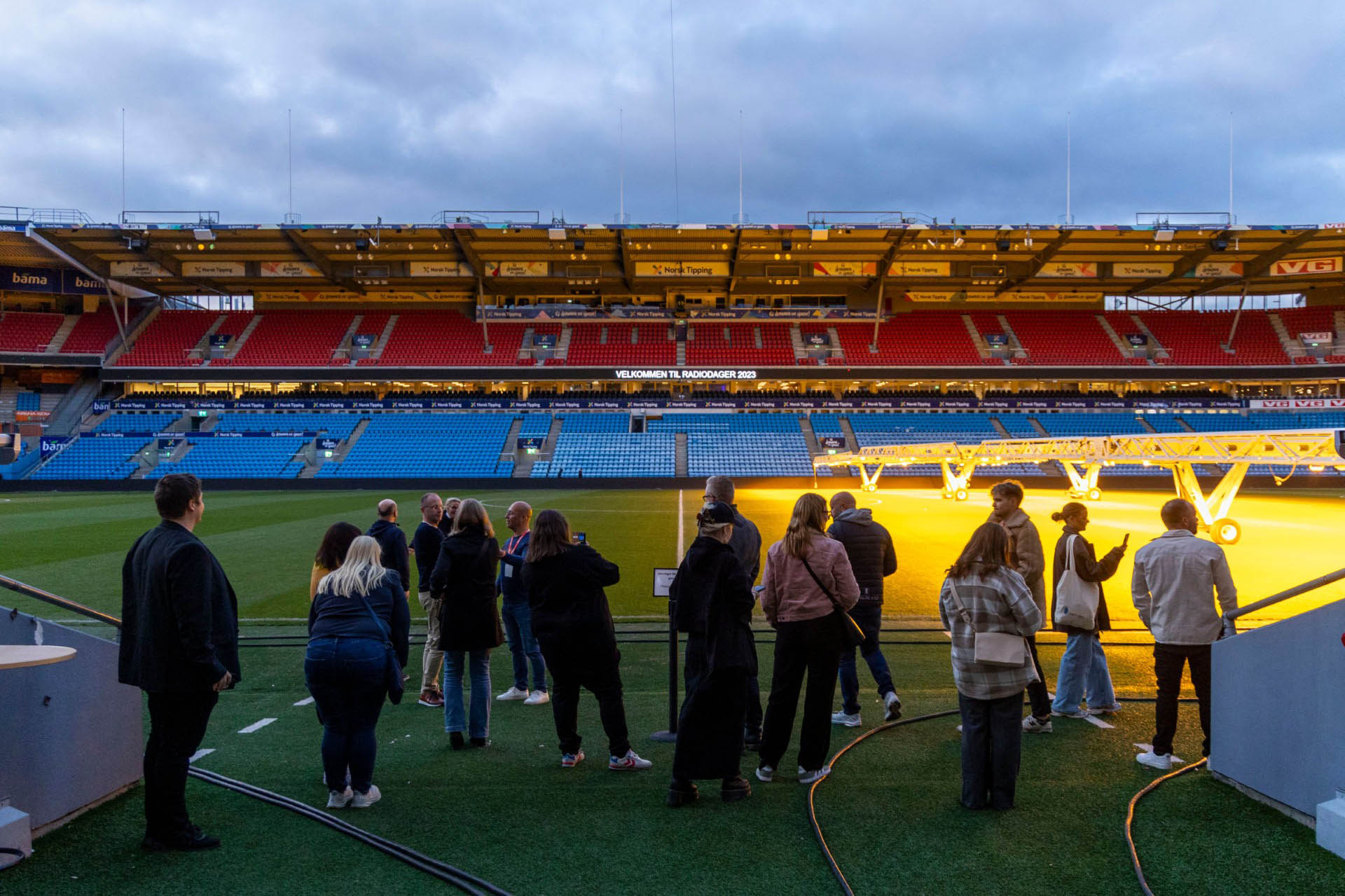 Bli med på radioquiz og omvisning på Ullevål Stadion